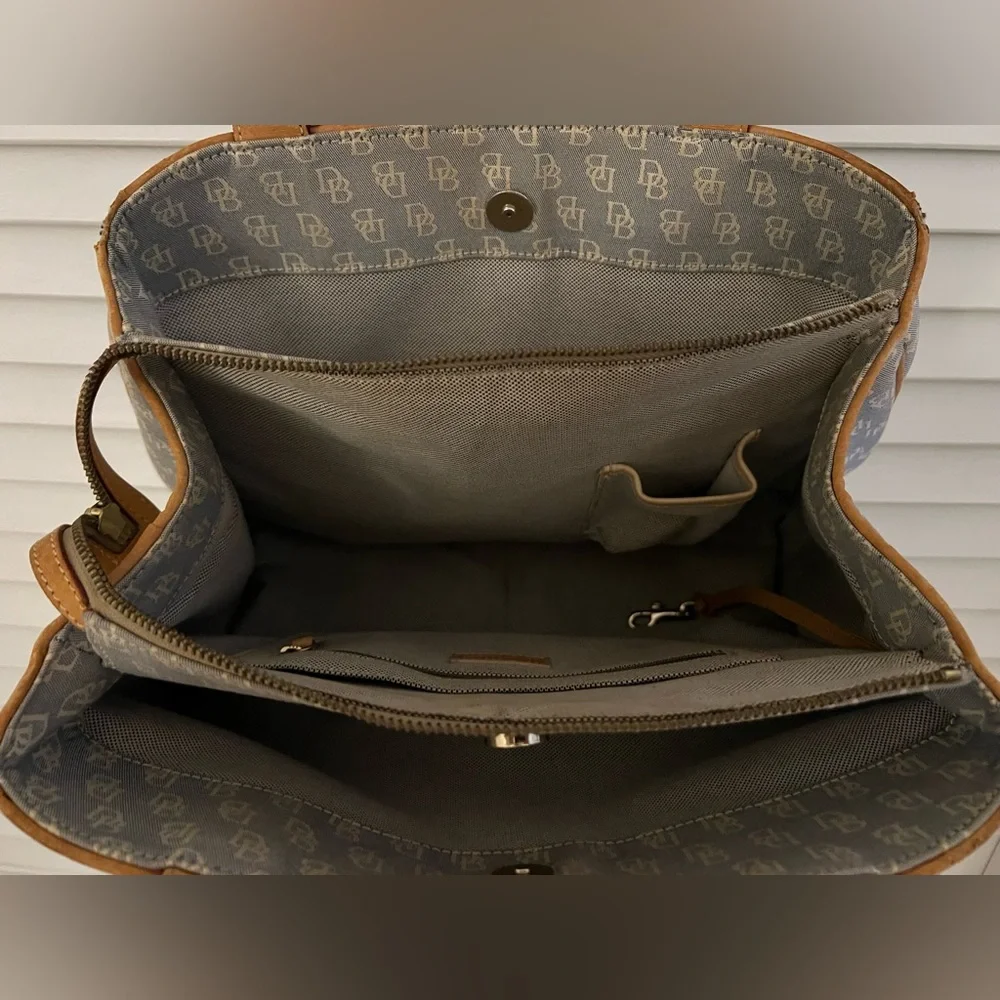 Dooney and Burke project bag smoker friendly - Picture 9 of 12